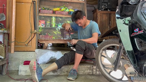 Myanmar What If Disabilities Became New Abilities ICRC   V F CR F 03573 A 500.JPG